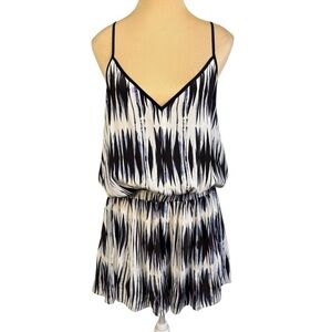 Milly 100% Silk Black White Blue Striped Romper Sz M Short Playsuit Designer ✨🖤💙